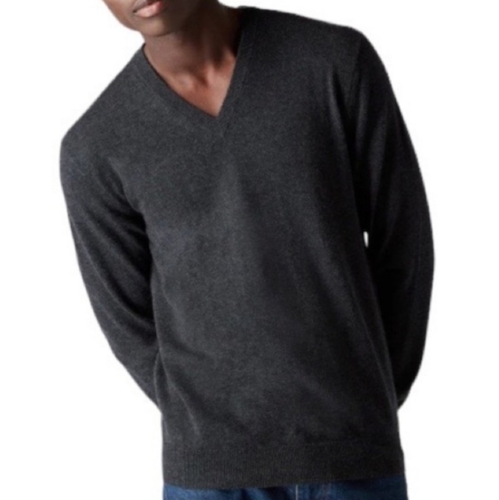 APT. 9 V neck Merino Wool blend charcoal heather Black grey small
